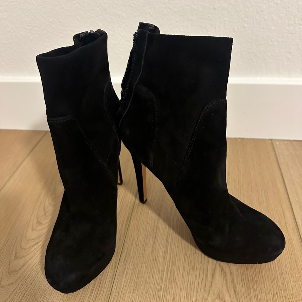 Sam Edelman Zip Black Suede Boots
